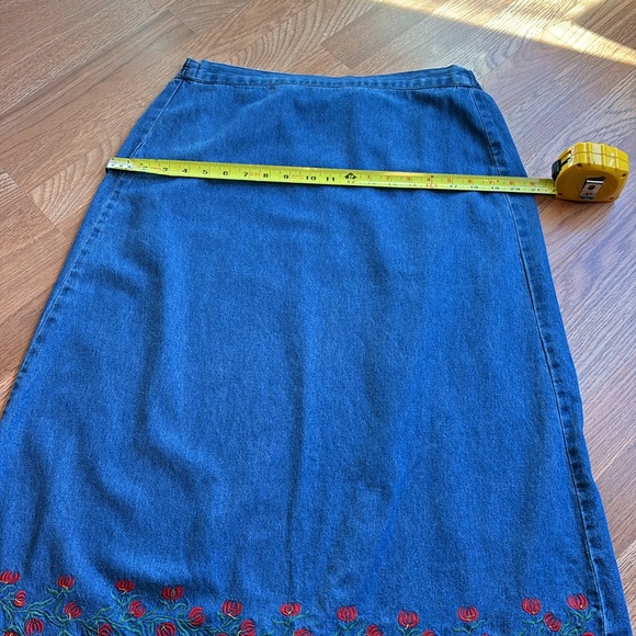 Jane Ashley Blue Maxi Skirt with Red Floral Embroidery - Picture 15 of 16
